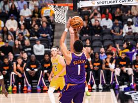 九游娱乐-关于菲尼克斯太阳今夜迎来里程碑，志在欧联名次提升，目标明确，赛程密集仍需轮换的信息